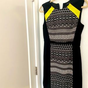 BCBG Maxazria geometric print dress size 6